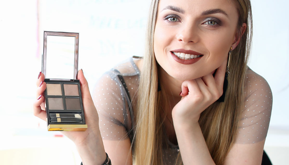 Substance vs style: balancing celebrity endorsements with a great customer experience